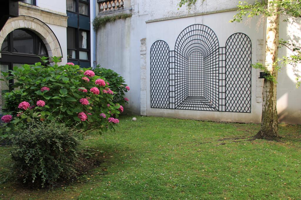Escalille Le Voltaire Apartment Exterior photo